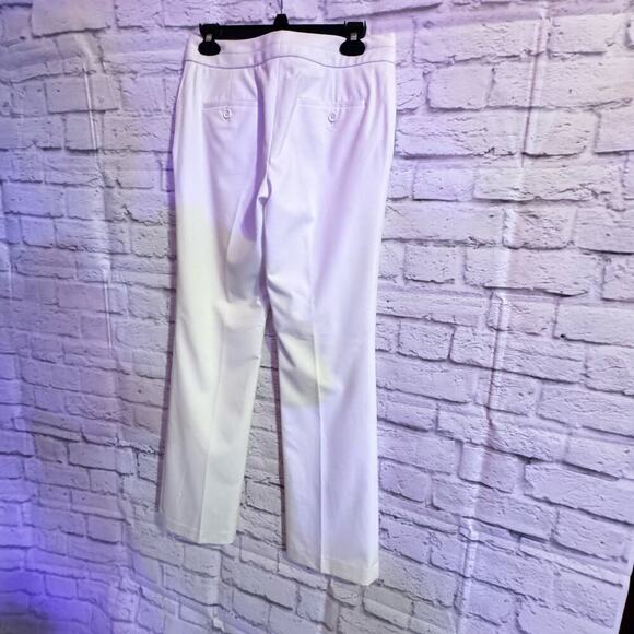 Talbots White Signature Boot Size 2 - Picture 1 of 4